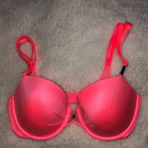 Victoria secret bra 32D
